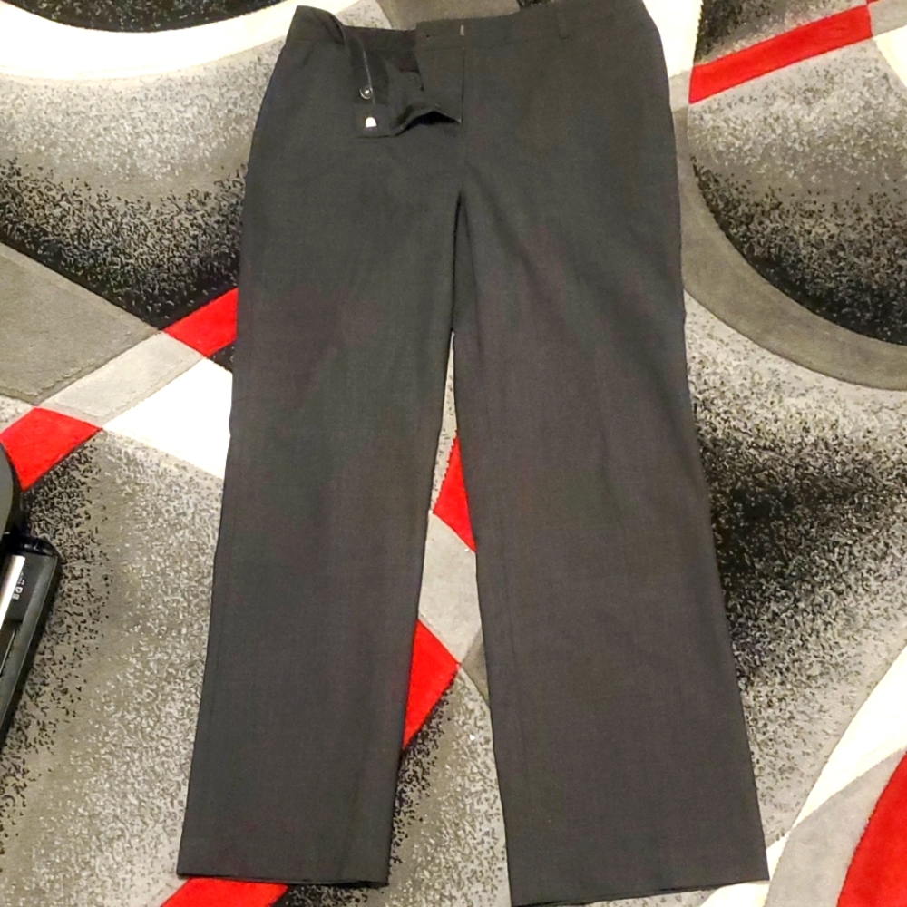 Great Condition 12P Dark Gray Jones New York Dress Pants/Slacks! BUNDLE TO SAVE